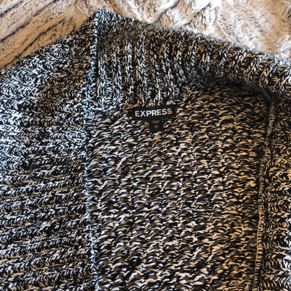 Express Sweater Cardigan - Picture 2 of 4